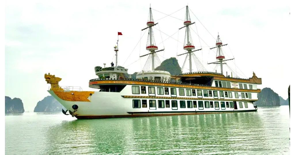 Dragon Legend 1 in Bai Tu Long Bay