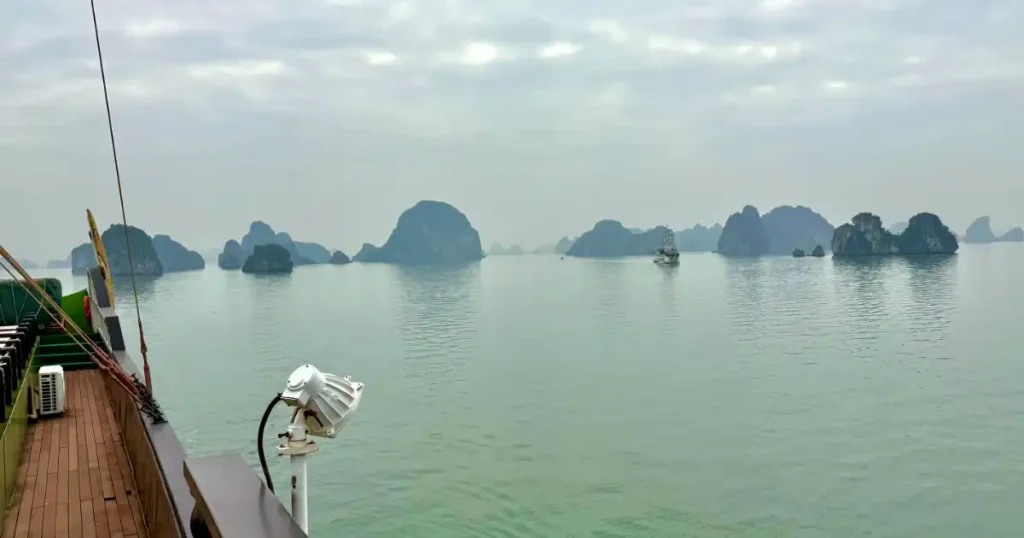 Return to Ha Long Bay Port